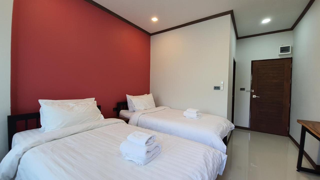 Sabua The Terrace Homestay Утай Тани Екстериор снимка