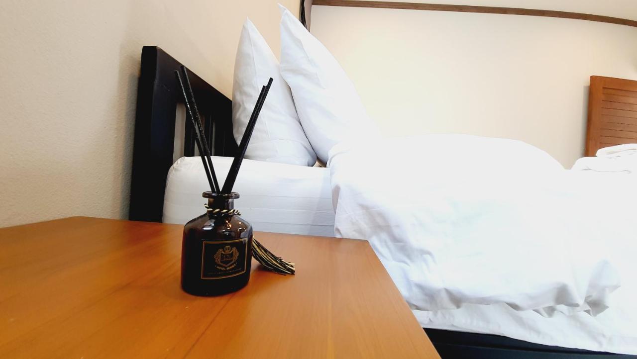 Sabua The Terrace Homestay Утай Тани Екстериор снимка